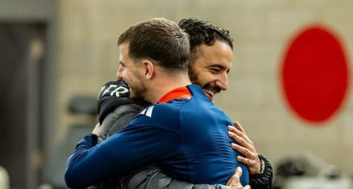 أموريم يشيد بماونت: أتمنى أن يظهر موهبته مع مانشستر يونايتد.. ولدي مركزان له